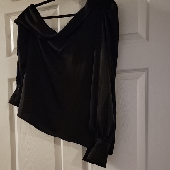 New York & Company Black Asymmetrical Blouse - Picture 2 of 3
